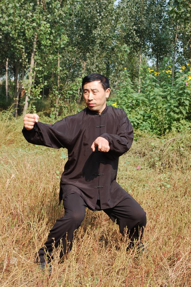 雄安国术大师鹰爪王陈子正的武术传承